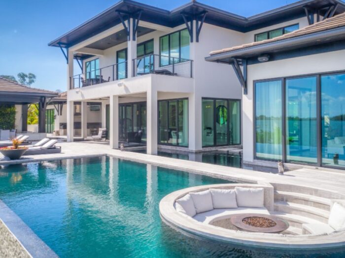 Ultimate-Guide-to-Luxury-House-Types-Features-Benefits-and-Top-Choices